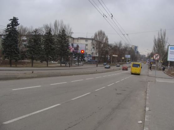 Фото рекламной плоскости по адресу вул.Перемоги – вул.Панфиловців, ст.Б