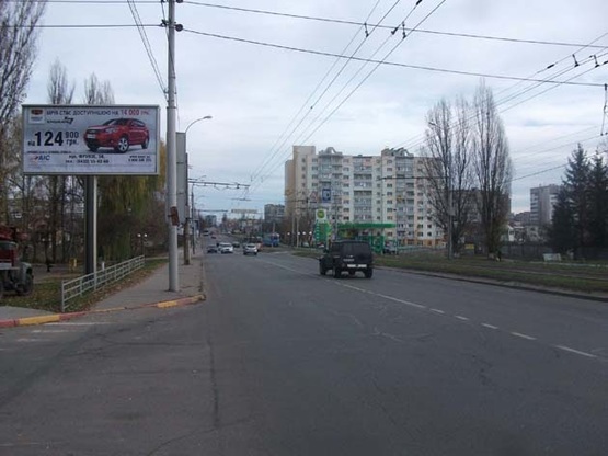 Фото рекламной плоскости по адресу ул. Келецкая (д.№52)