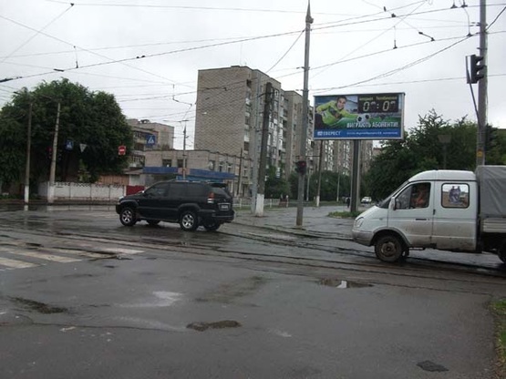 Фото рекламной плоскости по адресу ул. Академика Янгеля - ул. Замостянская