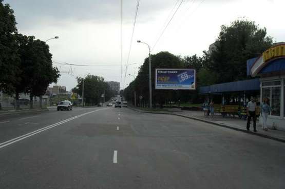 Фото рекламной плоскости по адресу Гагаріна вул. - Князя Романа вул.