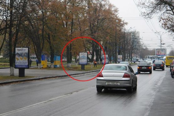 Фото рекламной плоскости по адресу вул. Соборності (Жовтнева),45(R10)