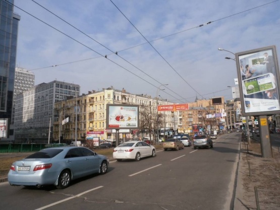 Фото рекламної площини за адресою Бассейная ул. / Эспланадная ул.