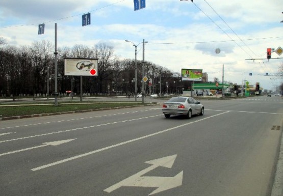Фото рекламної площини за адресою Московский пр. - Морозова ул. (из центра)