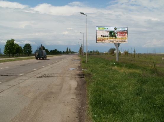 Фото рекламної площини за адресою Киевская трасса