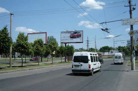 Фото рекламной плоскости по адресу Центральний просп. (Леніна просп.) - 10 Слобідська вул. (Луначарського вул.), (№2)