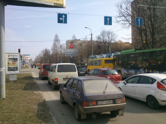 Фото рекламной плоскости по адресу Соборності/Воїнів-Інтернаціоналістів_с.м.Салют_с.м.Наш Край