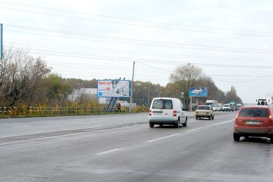 Фото рекламной плоскости по адресу вул. Київське шосе / вул. В.Тирновська