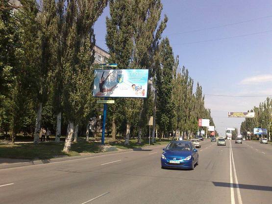 Фото рекламной плоскости по адресу ул. Полтавская, 48