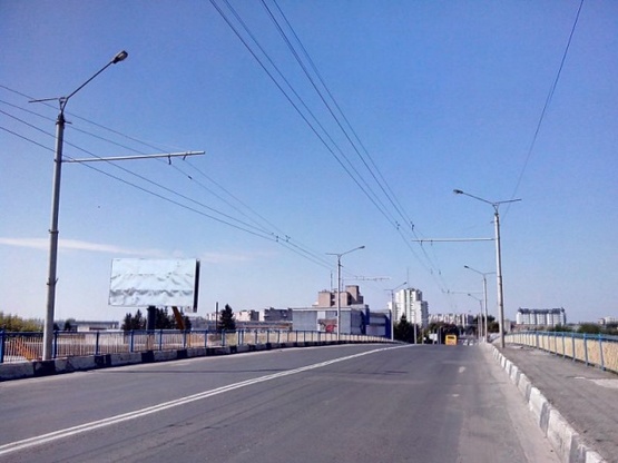 Фото рекламной плоскости по адресу Рівненська_міст_до Київського майдану