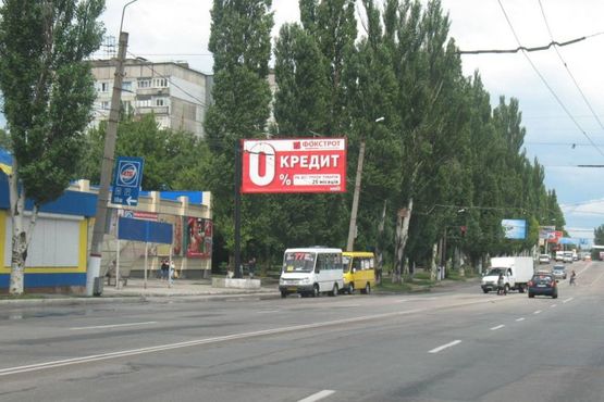 Фото рекламной плоскости по адресу Полтавська вул., 60 - Дружби народів пл.
