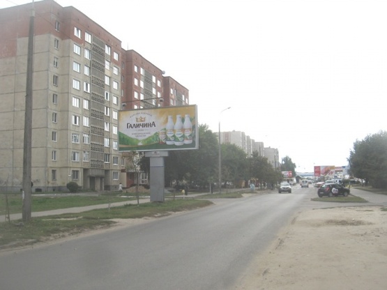 Фото рекламной плоскости по адресу Кравчука_до ТЦ Слон