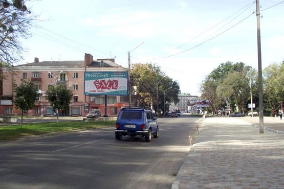 Фото рекламної площини за адресою Майдан Незалежності / вул. Коваля
