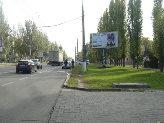 Фото рекламной плоскости по адресу просп. Мира, 9