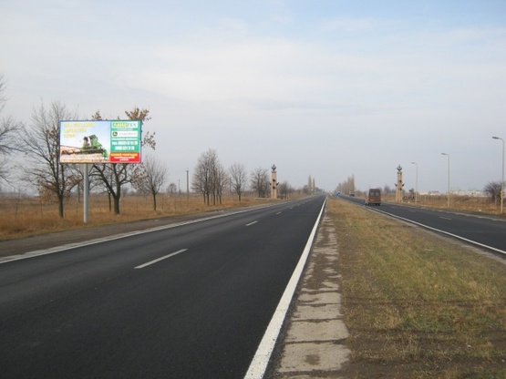 Фото рекламной плоскости по адресу Киевская трасса