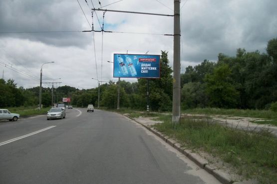 Фото рекламної площини за адресою Героїв Крут вул., 6