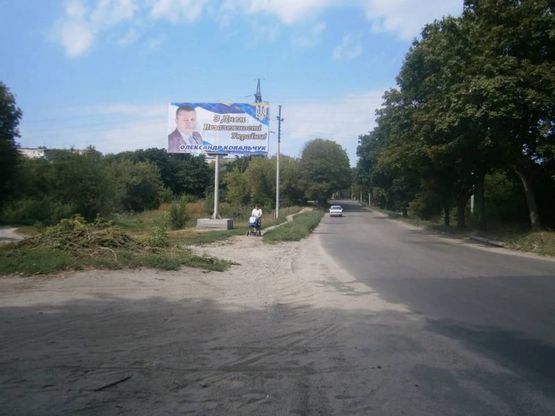 Фото рекламной плоскости по адресу ул. Киевская