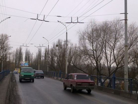 Фото рекламной плоскости по адресу Данила Галицького/Гнідавська_міст