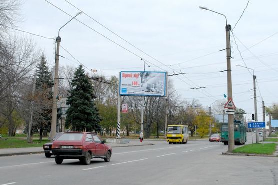Фото рекламної площини за адресою вул. Миру / вул. Панянка