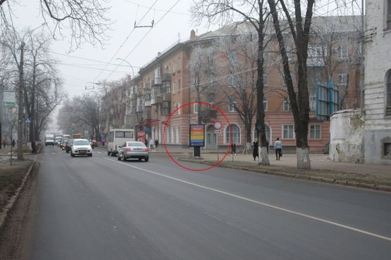 Фото рекламної площини за адресою вул. Соборності (Жовтнева)/вул.Ляхова"("Т.У")