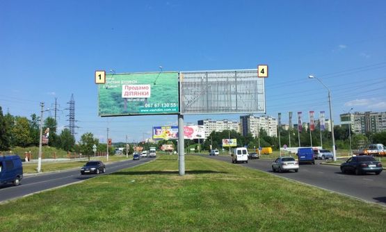 Фото рекламної площини за адресою ринок Шувар №1 (до супермаркету Арсен, ліва)