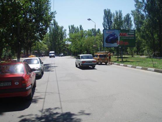 Фото рекламной плоскости по адресу ул. Патона / г-а "Бригантина"