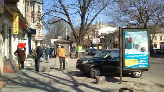 Фото рекламної площини за адресою Єкатеринінська вул., 72 - Велика Арнаутська вул., 69