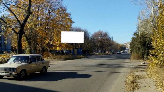 Фото рекламної площини за адресою ул. Степняка-Кравчинского