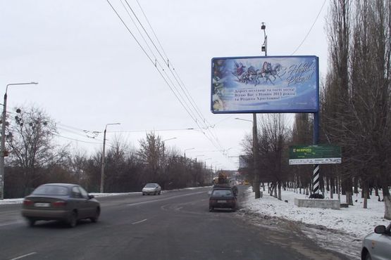 Фото рекламной плоскости по адресу вул. В.Тирновська, 14 (зуп. «Автовокзал»)