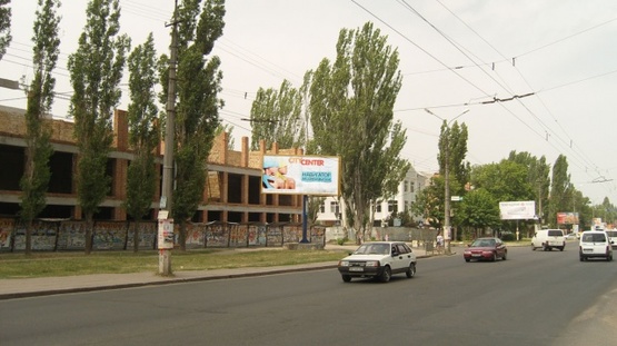 Фото рекламной плоскости по адресу просп. Мира, 15 - ул. Южная