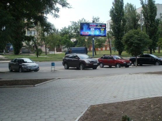 Фото рекламной плоскости по адресу ул. Чкалова - 1-я Слободская