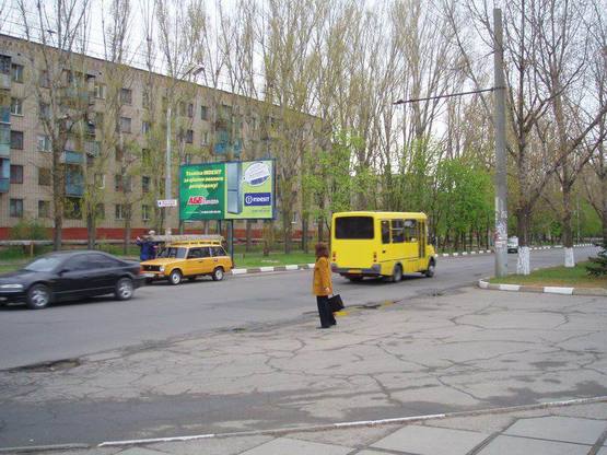 Фото рекламной плоскости по адресу ул. Патона / г-а "Бригантина"