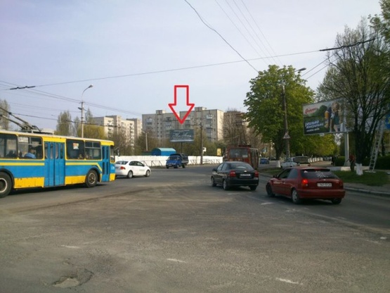 Фото рекламной плоскости по адресу Відродження/Молоді