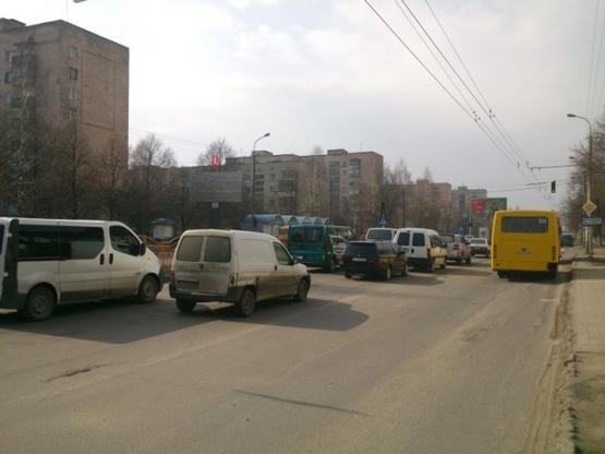 Фото рекламной плоскости по адресу Соборності/Воїнів-Інтернаціоналістів_с.м.Салют_с.м.Наш Край