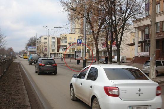 Фото рекламной плоскости по адресу вул. Соборності (Жовтнева), 52