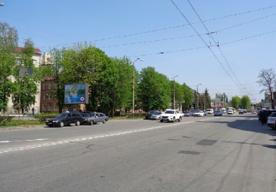 Фото рекламної площини за адресою Пирогова ул., 52 [№26]