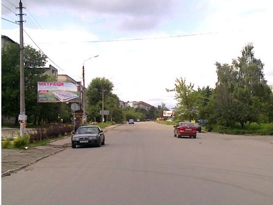 Фото рекламной плоскости по адресу вул.В.Великого, 66/1,  АТБ, Сільпо, Будматеріали