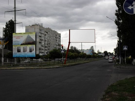 Фото рекламной плоскости по адресу Погранична - Садова напр Ранг