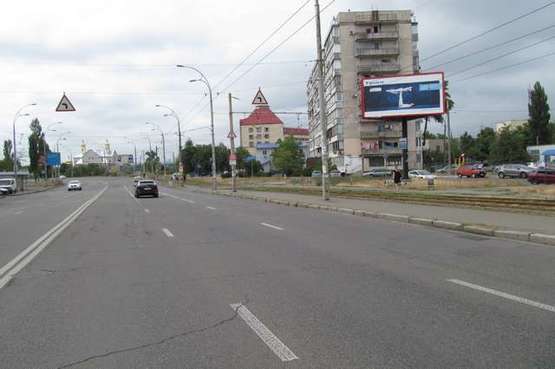 Фото рекламной плоскости по адресу Маршала Малиновського вул., 4: військкомат (в напр. Оболонського просп.)