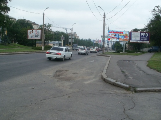 Фото рекламной плоскости по адресу ул. Б. Морская - Варваровский мост - выезд