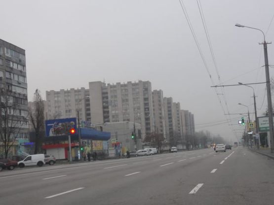 Фото рекламной плоскости по адресу Набережная Победы ул., 58, возле "Приватбанк"