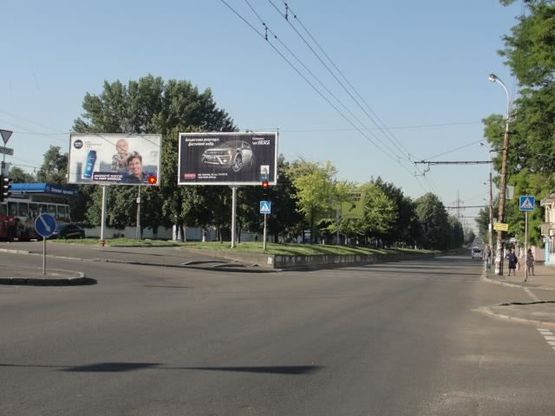 Фото рекламной плоскости по адресу Поля пр. - Орлыка пр., из центра