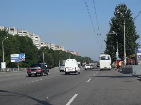 Фото рекламной плоскости по адресу Запорожское шоссе, 60 - Паникахи ул., в центр