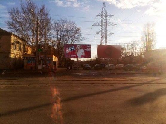 Фото рекламної площини за адресою Дальнинцкая ул., 43 - Бугаевская ул.