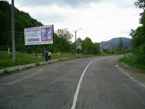 Фото рекламної площини за адресою Траса Н-09 Мукачево-Львів, виїзд з міста в сторону Івано-Фр, після поста ДАЇ, монастир Св.Іллі, напрямок руху на Івано-Франківськ