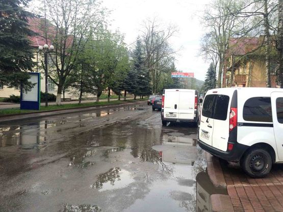 Фото рекламної площини за адресою Траса Н-09 Мукачево-Львів, Свободи, супермаркет Вопак, напрямок руху на Івано-Франківськ