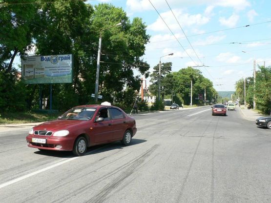 Фото рекламной плоскости по адресу Галицька-Хіміків (АЗС ОККО), виїзд з міста зі сторони вул. Галицька, Калуське шосе в напрямку м.Галич, Львів