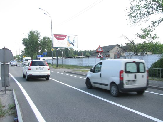 Фото рекламної площини за адресою Столичне шосе, 58 б