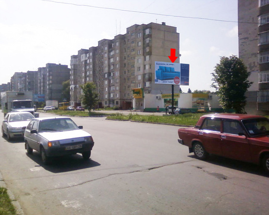 Фото рекламної площини за адресою Прибужская ул., 30, возле магазина "Вопак"