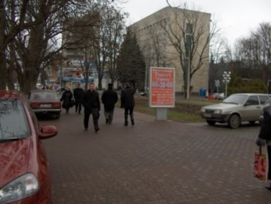Фото рекламной плоскости по адресу вул.Соборна (готель «Енеїда»)