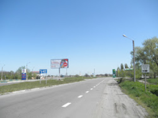 Фото рекламної площини за адресою Б. Хмельницького- възд из Запорожья, пост ГАИ